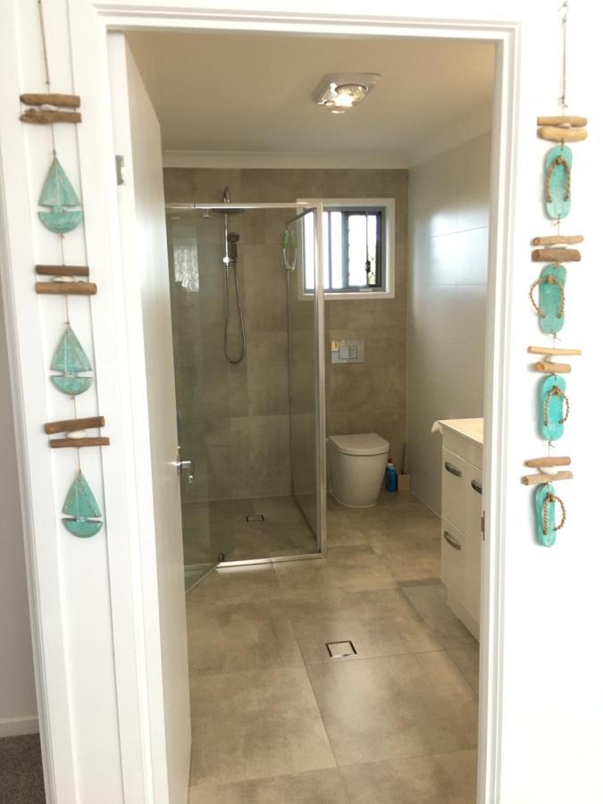 גולד קוסט 2Bd Family Or Couple Guesthouse Upstairs Near Turf Club, Hota In Bundall מראה חיצוני תמונה
