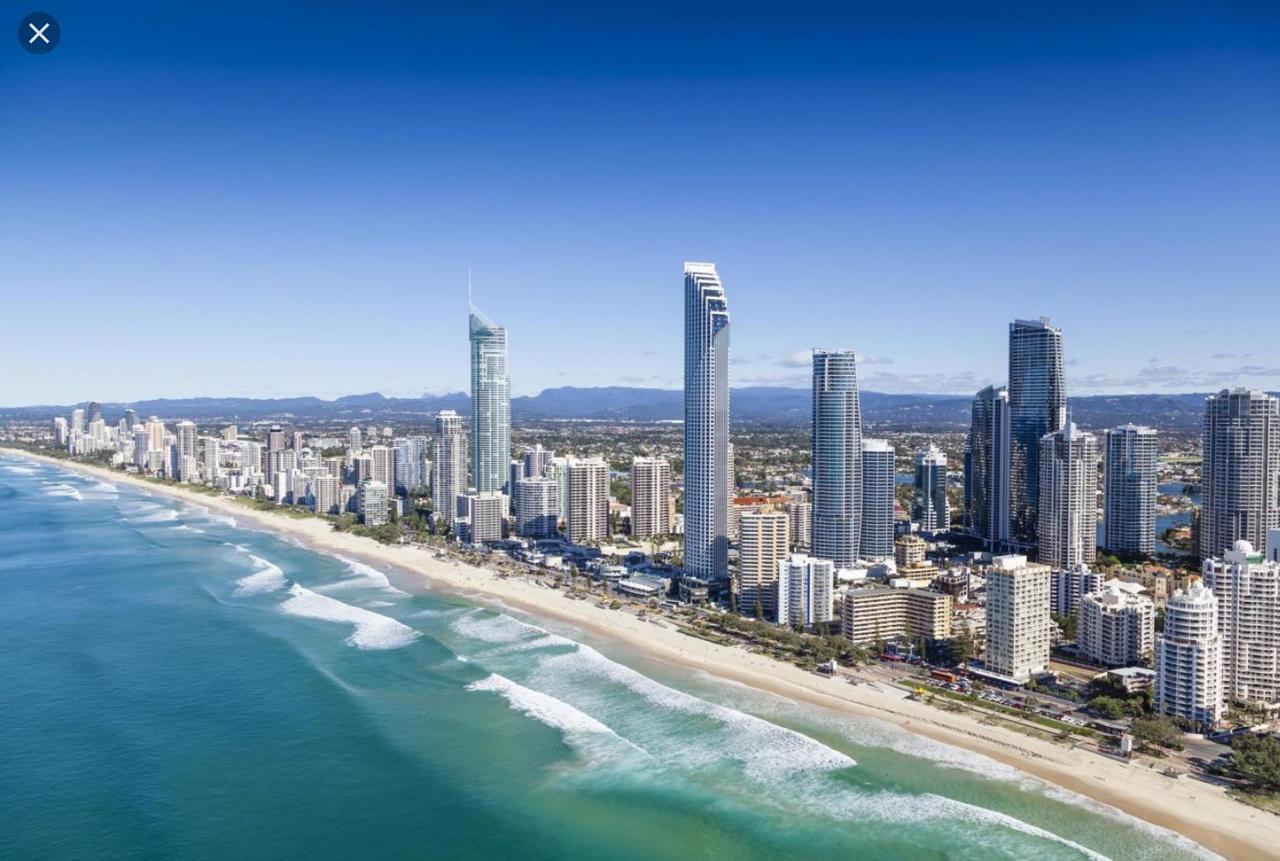 גולד קוסט 2Bd Family Or Couple Guesthouse Upstairs Near Turf Club, Hota In Bundall מראה חיצוני תמונה
